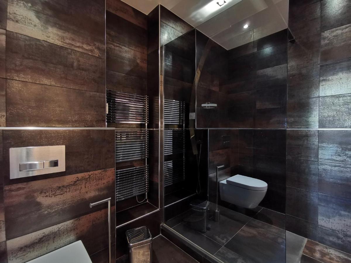 Luxury Baquis